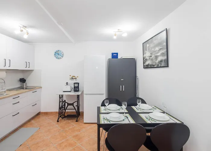 Deluxe Flat In Maspalomas - Garden & Bbq * Playa del Inglés